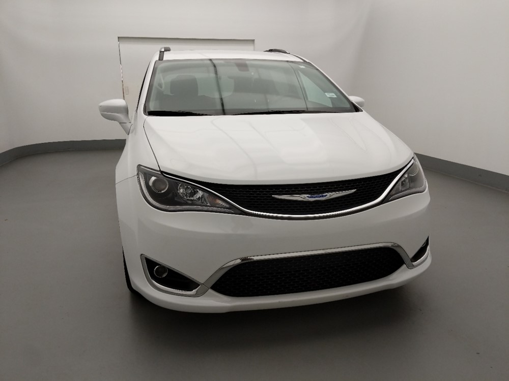 2018 Chrysler Pacifica - Passenger Front Hood
