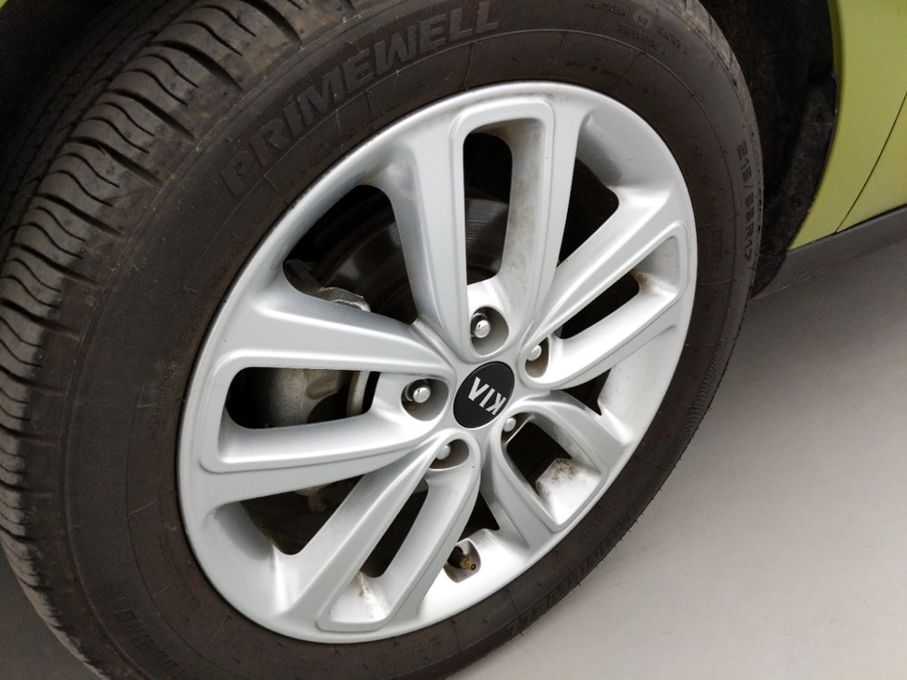 2018 Kia Soul - Wheel