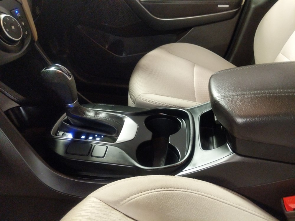 2014 Hyundai Santa Fe - Center Console/Cup Holders