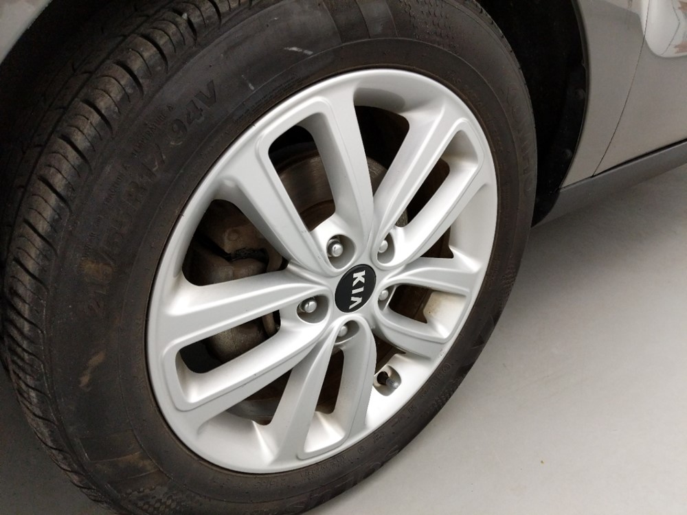 2017 Kia Soul - Wheel
