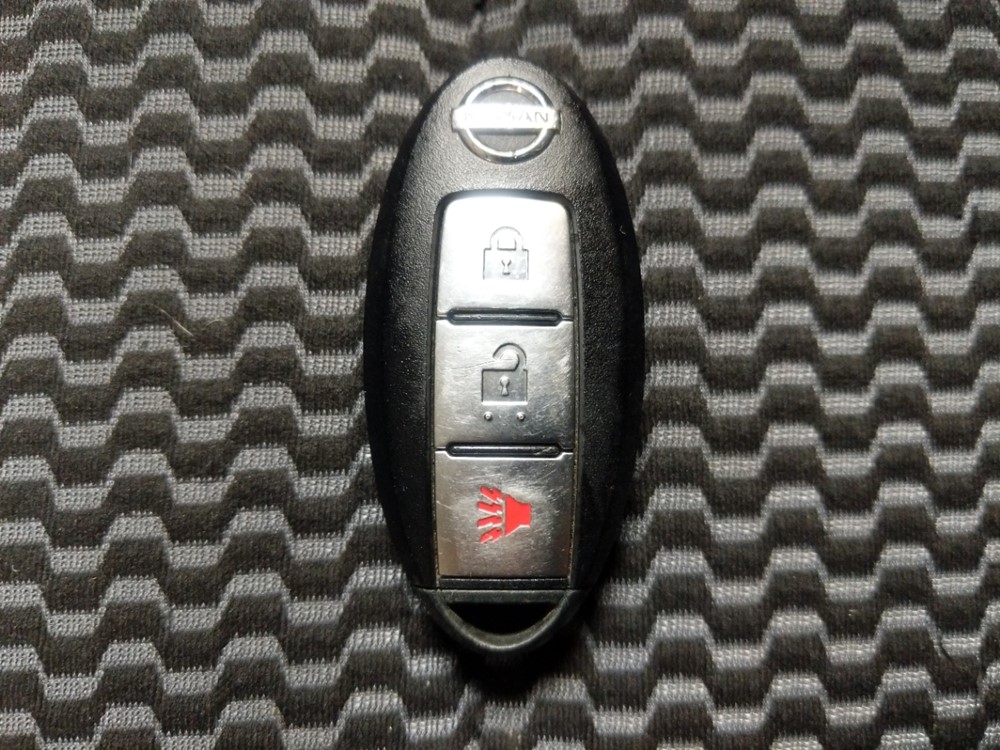 2017 Nissan JUKE - Keys