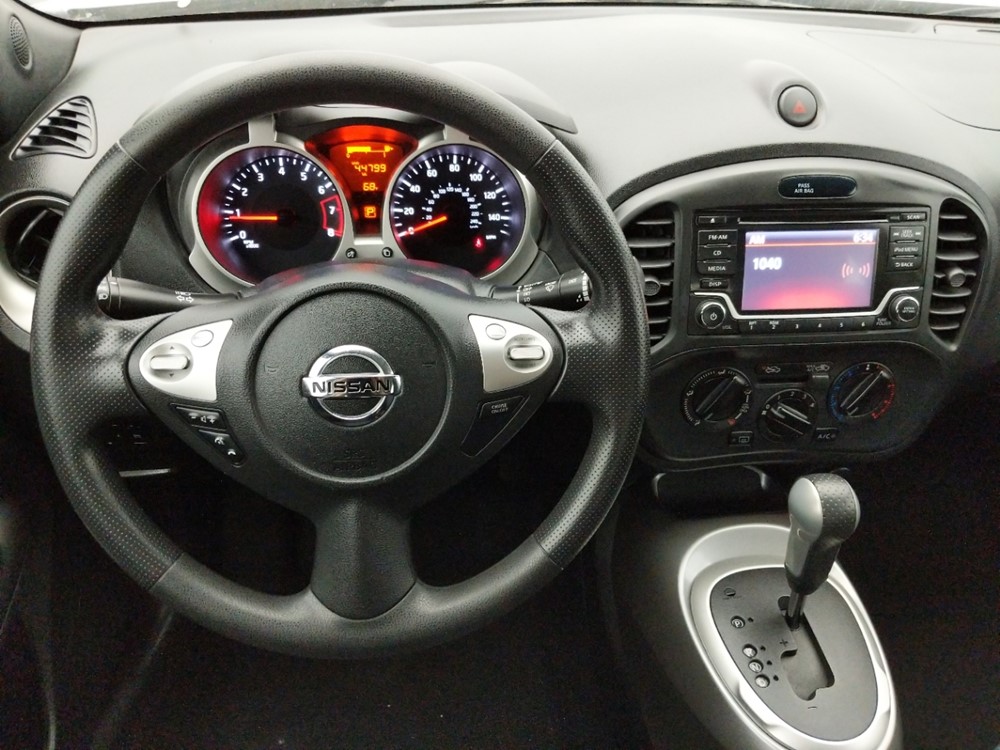 2017 Nissan JUKE - Driver Dash