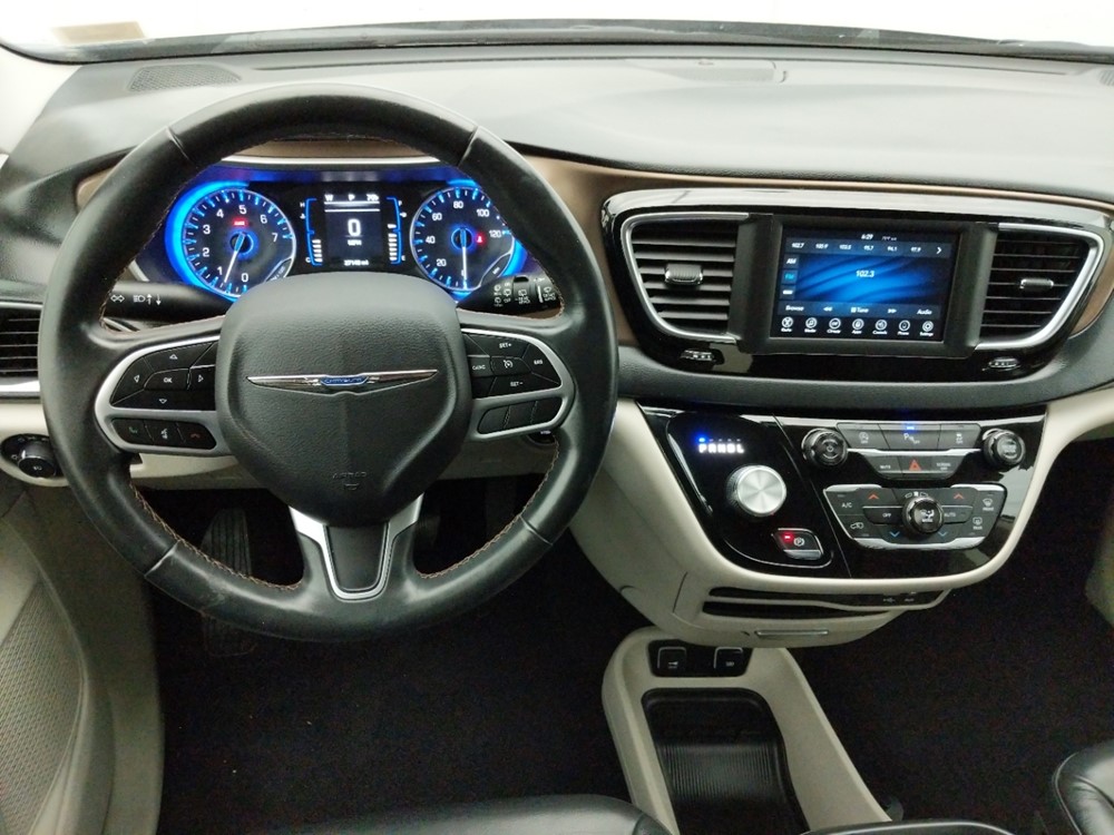 2018 Chrysler Pacifica - Driver Dash
