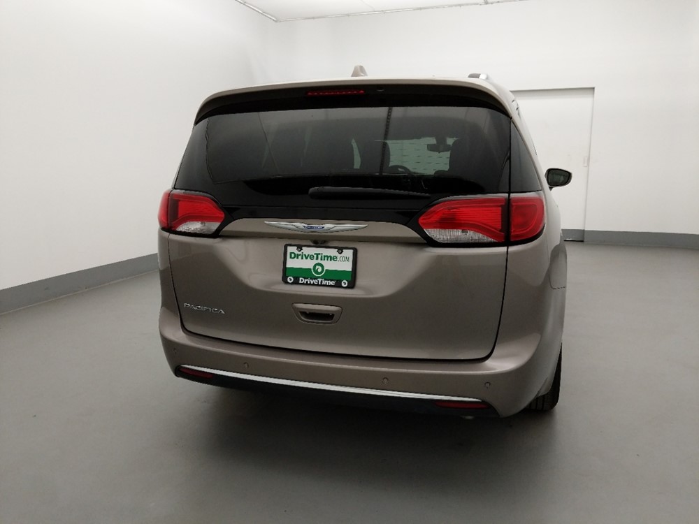 2018 Chrysler Pacifica - Passenger Rear Trunk