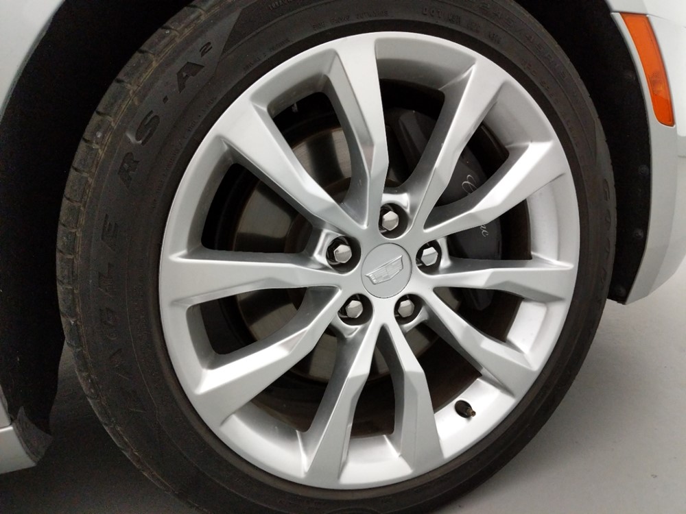 2017 Cadillac XTS - Wheel