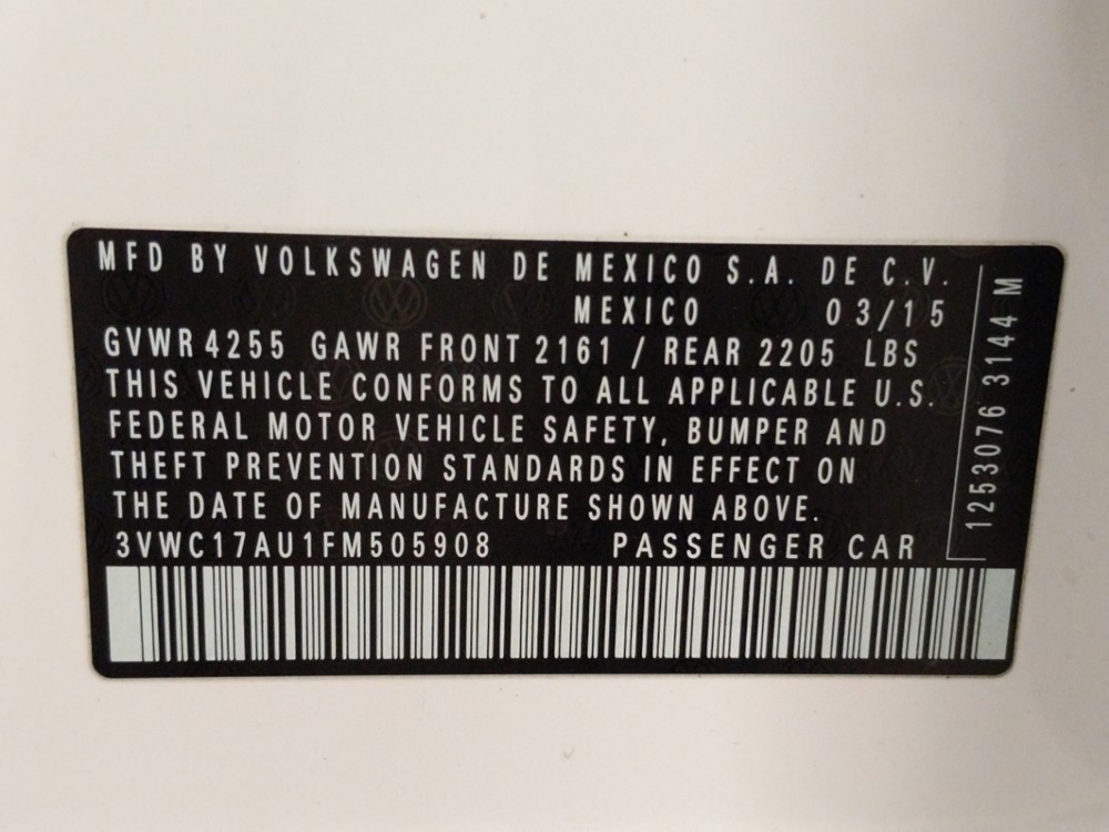 2015 Volkswagen Golf - VIN Plate