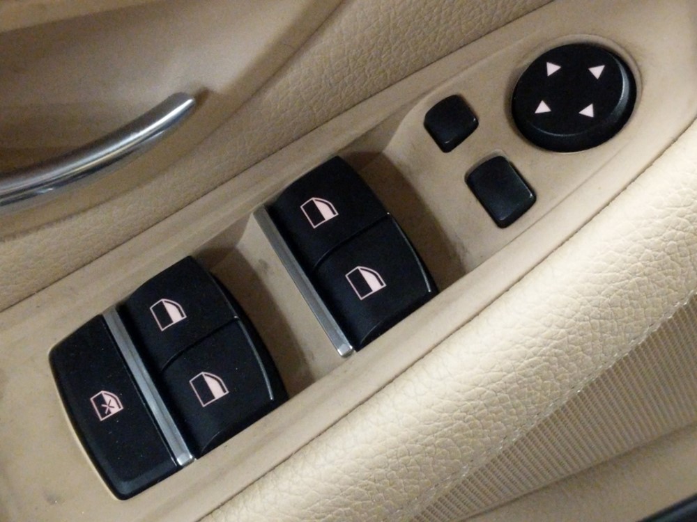 2016 BMW 528i - Driver Power Windows/Lock Control