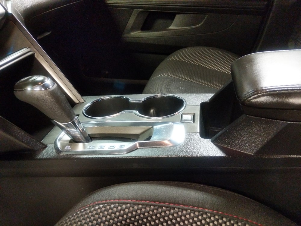 2016 Chevrolet Equinox - Center Console/Cup Holders