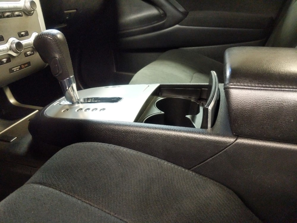 2014 Nissan Murano - Center Console/Cup Holders