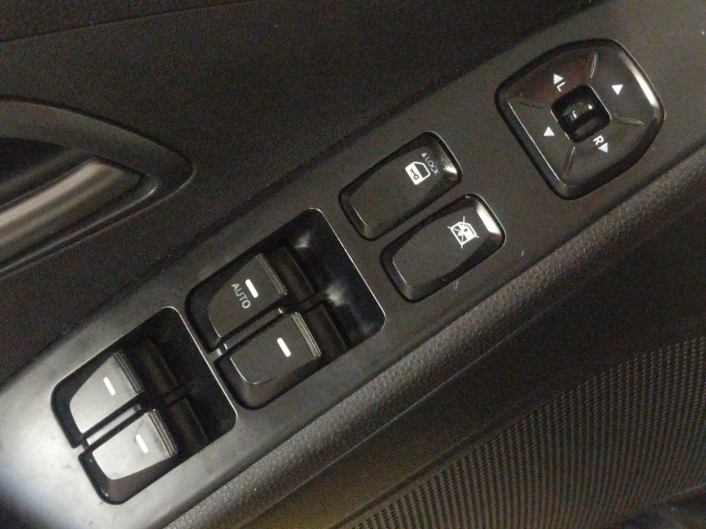 2015 Hyundai Tucson - Driver Power Windows/Lock Control