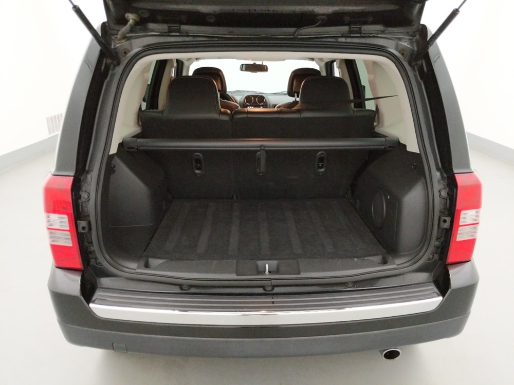 2014 Jeep Patriot - Trunk