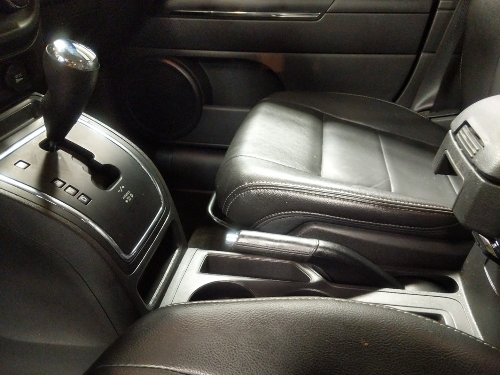2014 Jeep Patriot - Center Console/Cup Holders