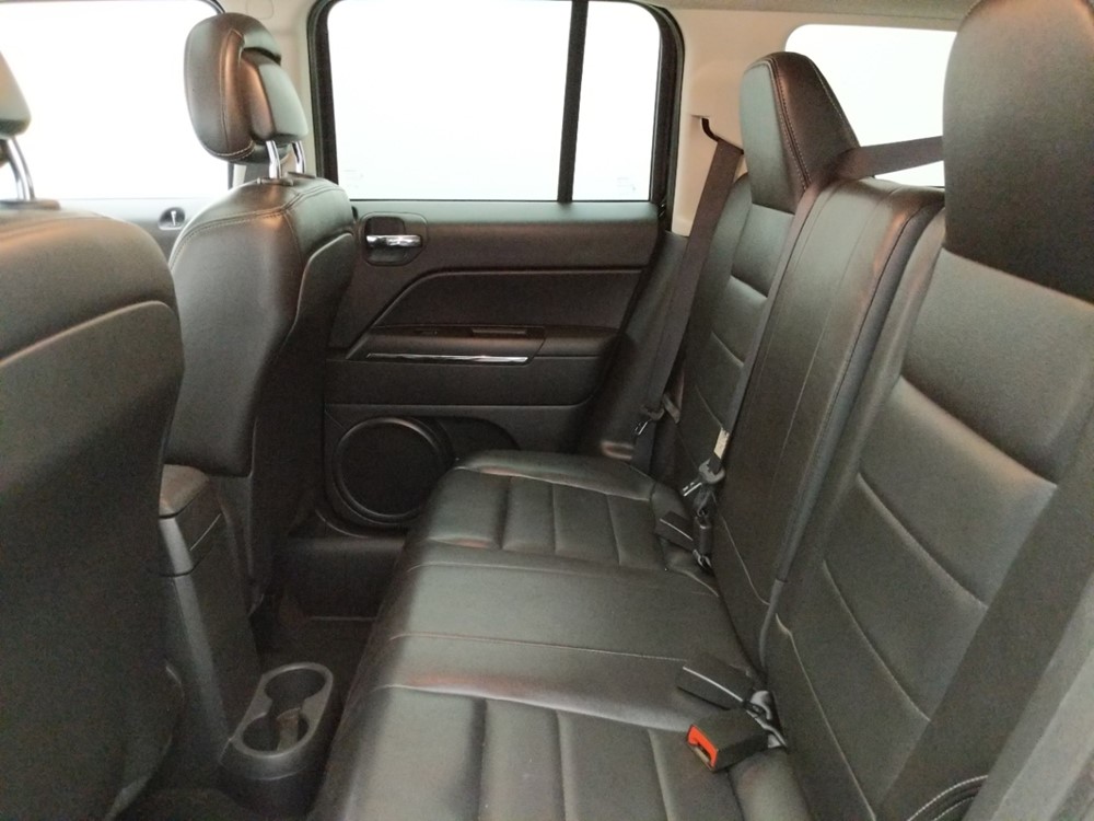 2014 Jeep Patriot - Driver Rear Seat