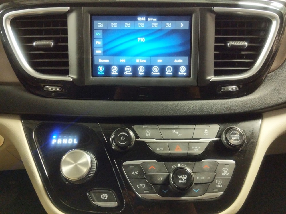 2018 Chrysler Pacifica - Stereo Package