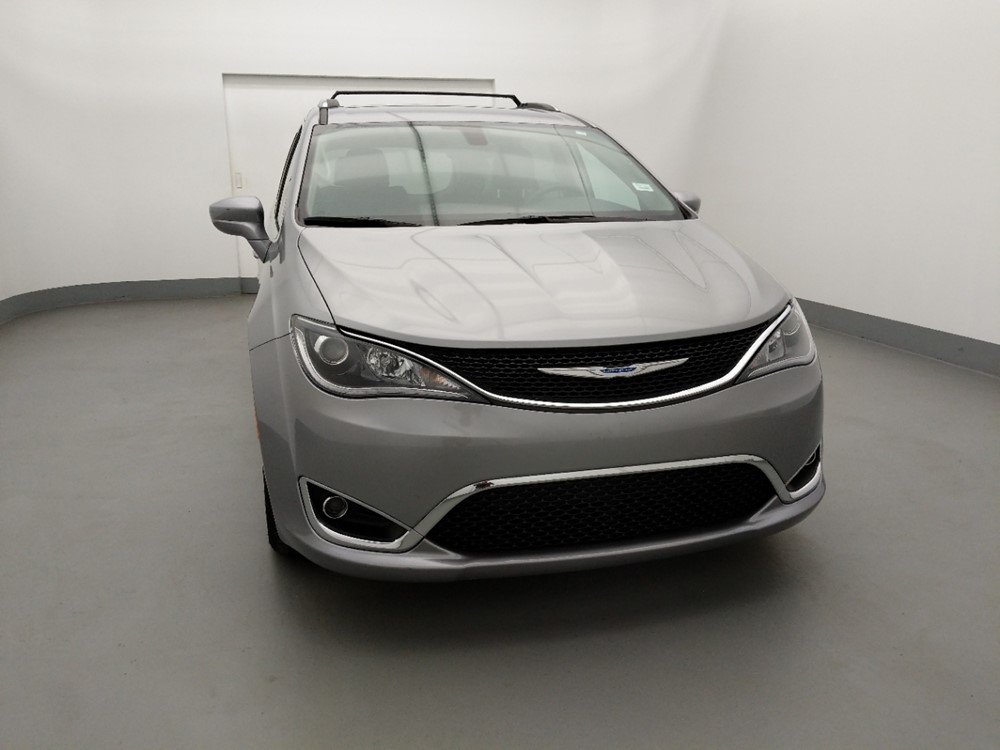 2018 Chrysler Pacifica - Passenger Front Hood