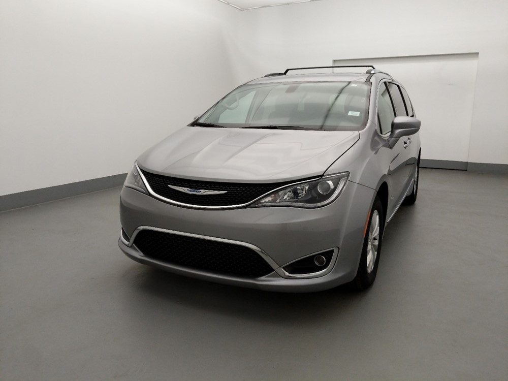 Used 2018 Chrysler Pacifica Driver Front Bumper