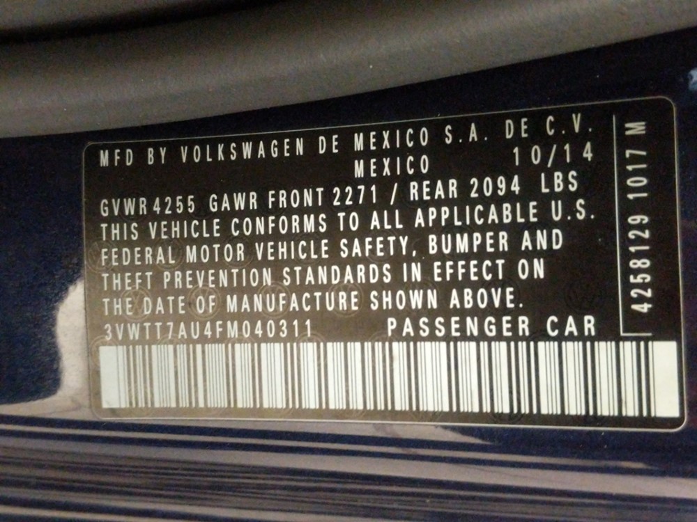 2015 Volkswagen Golf - VIN Plate