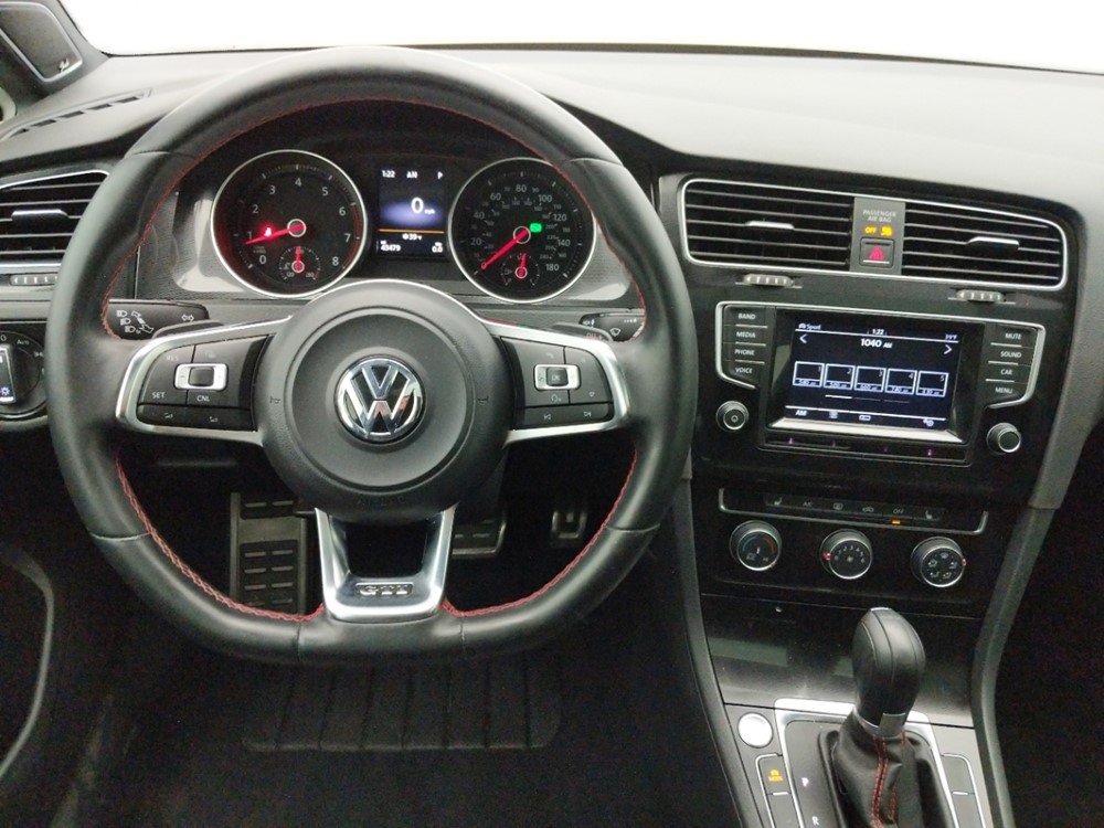 2015 Volkswagen Golf - Driver Dash