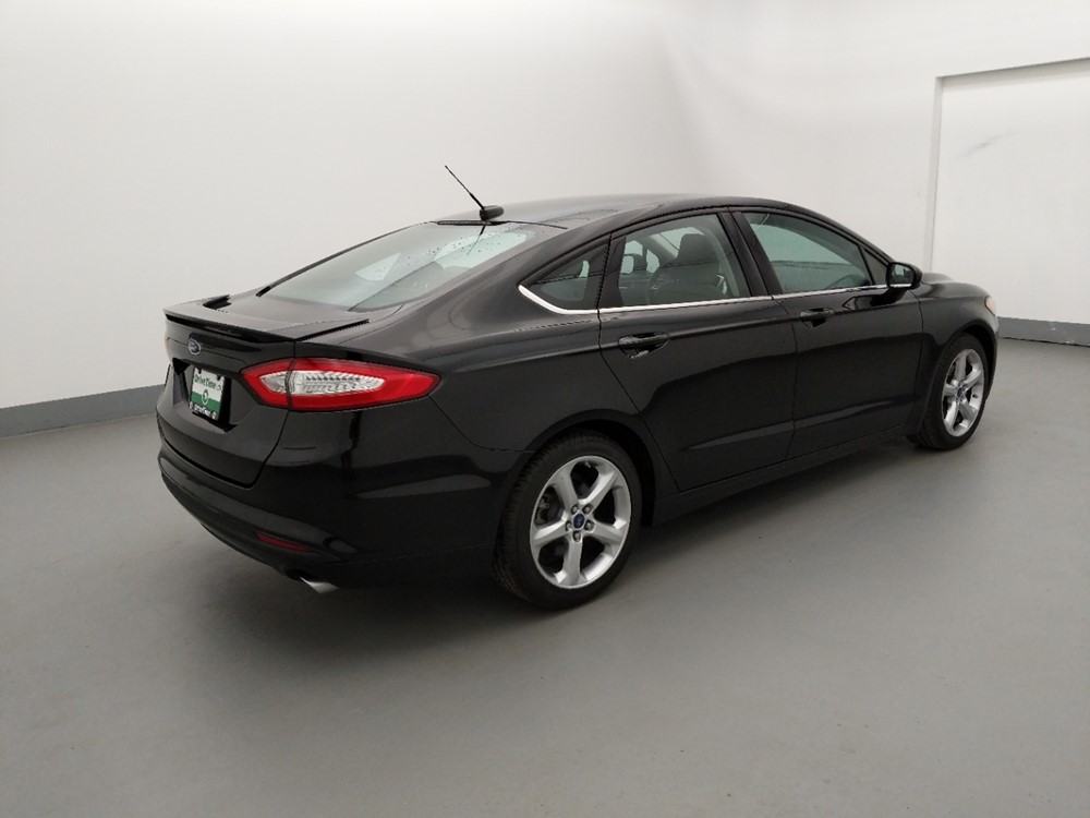 2016 Ford Fusion - Passenger Rear Side