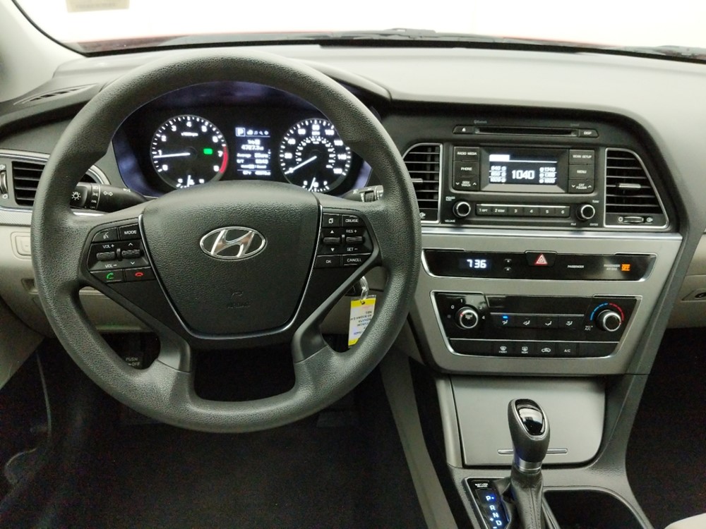 2017 Hyundai Sonata - Driver Dash