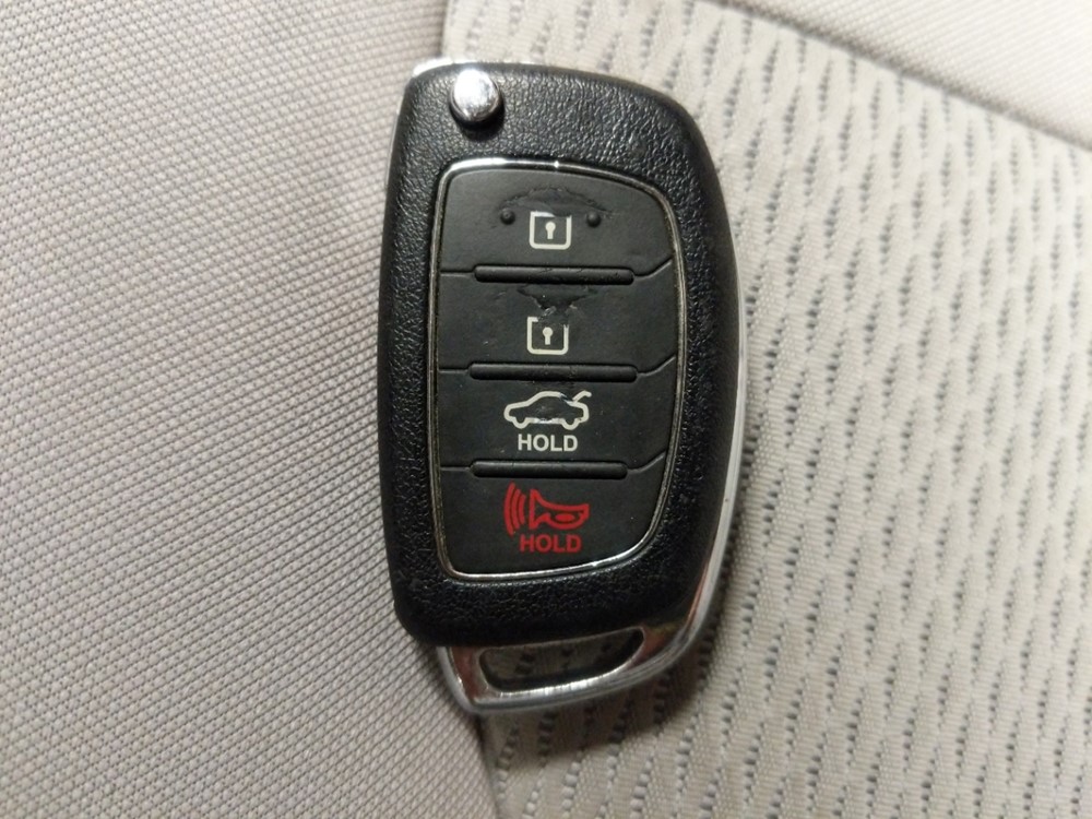 2017 Hyundai Sonata - Keys