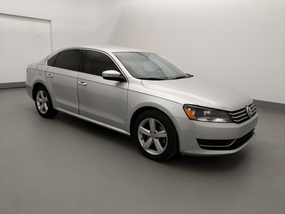 2015 Volkswagen Passat - Passenger Front Side