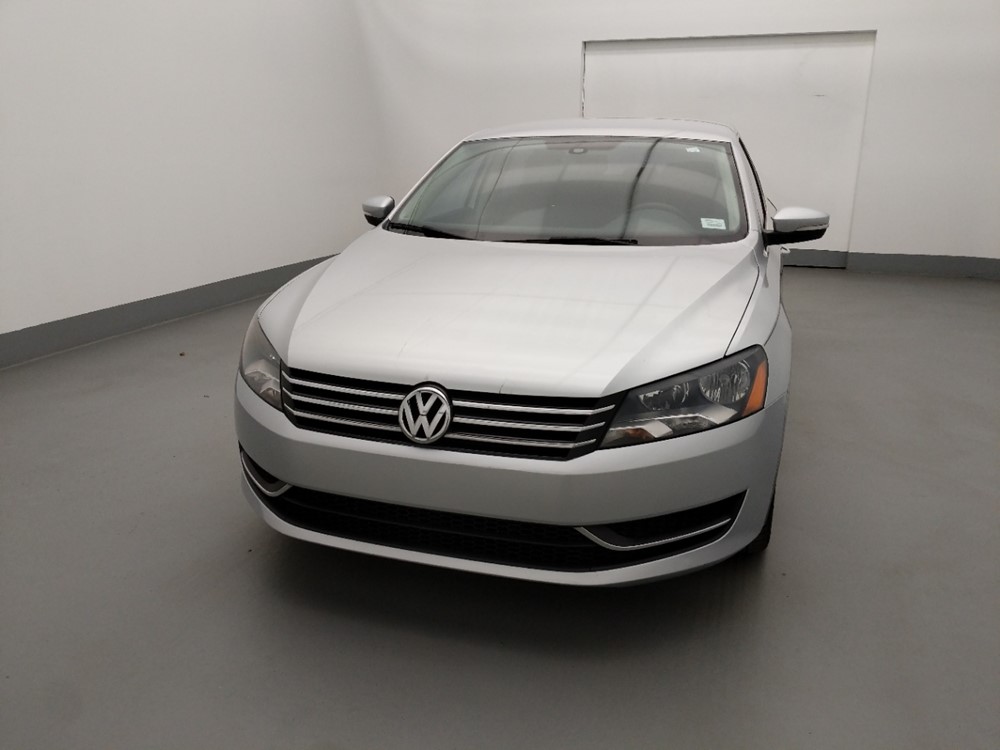 2015 Volkswagen Passat - Driver Front Hood