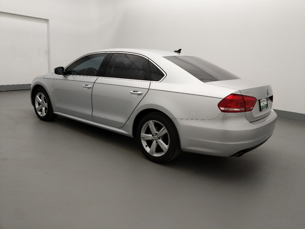 2015 Volkswagen Passat - Driver Rear Side
