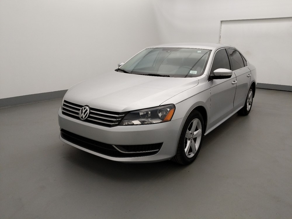 2015 Volkswagen Passat - Driver Front Bumper