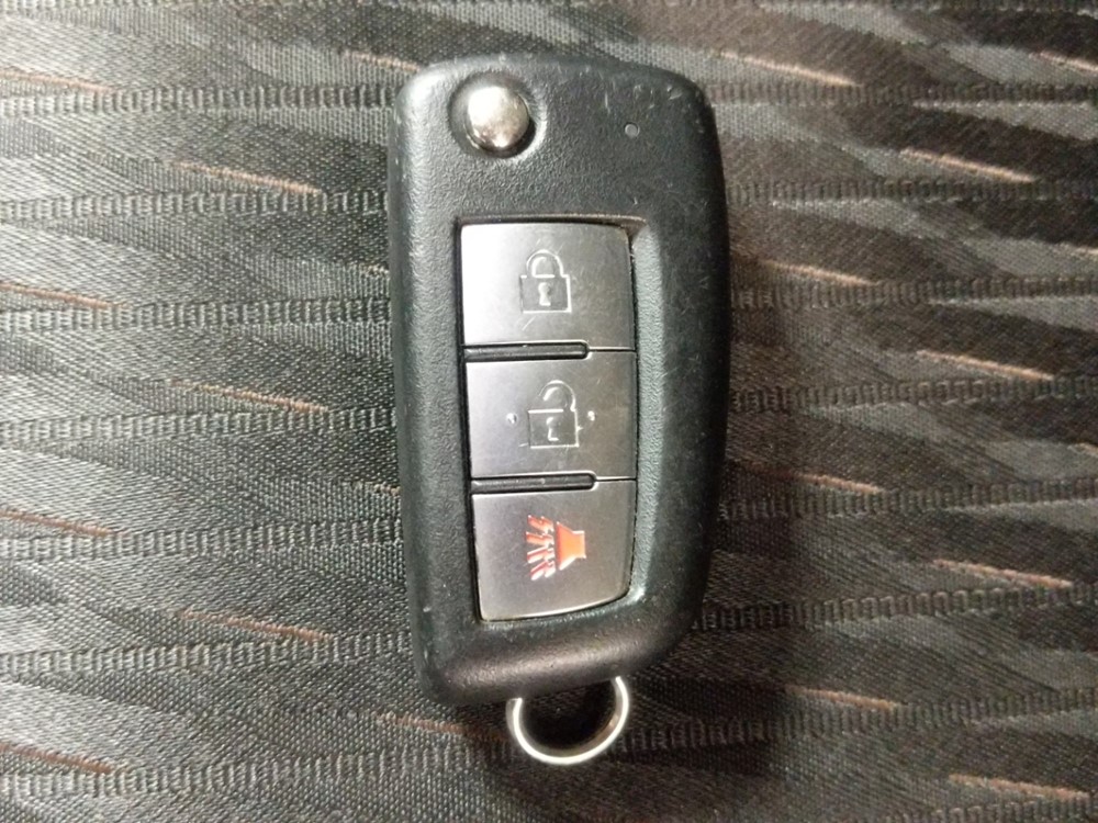 2017 Nissan Rogue - Keys