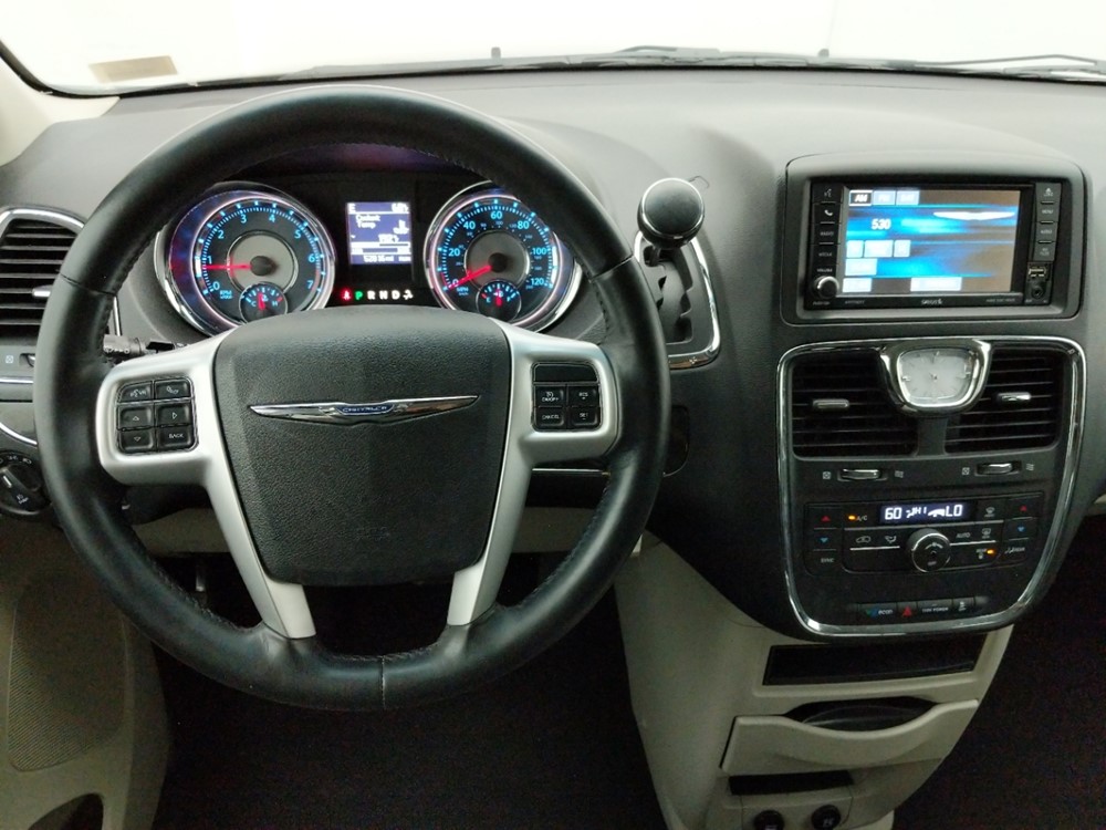 2016 Chrysler Town and Country - Driver Dash