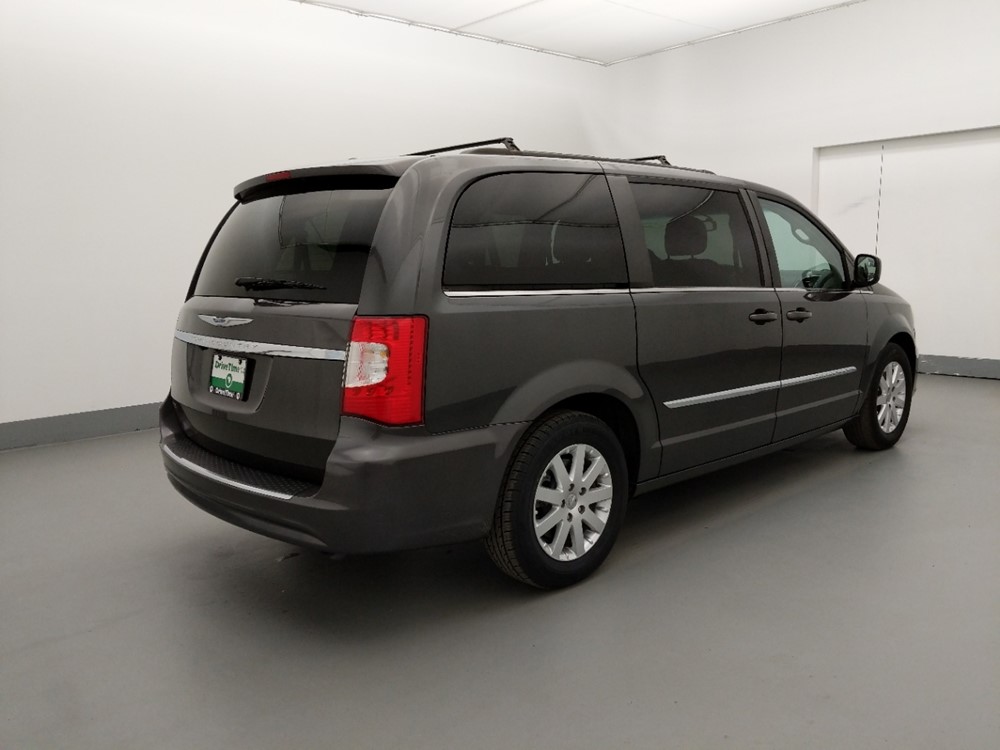 2016 Chrysler Town and Country - Passenger Rear Side