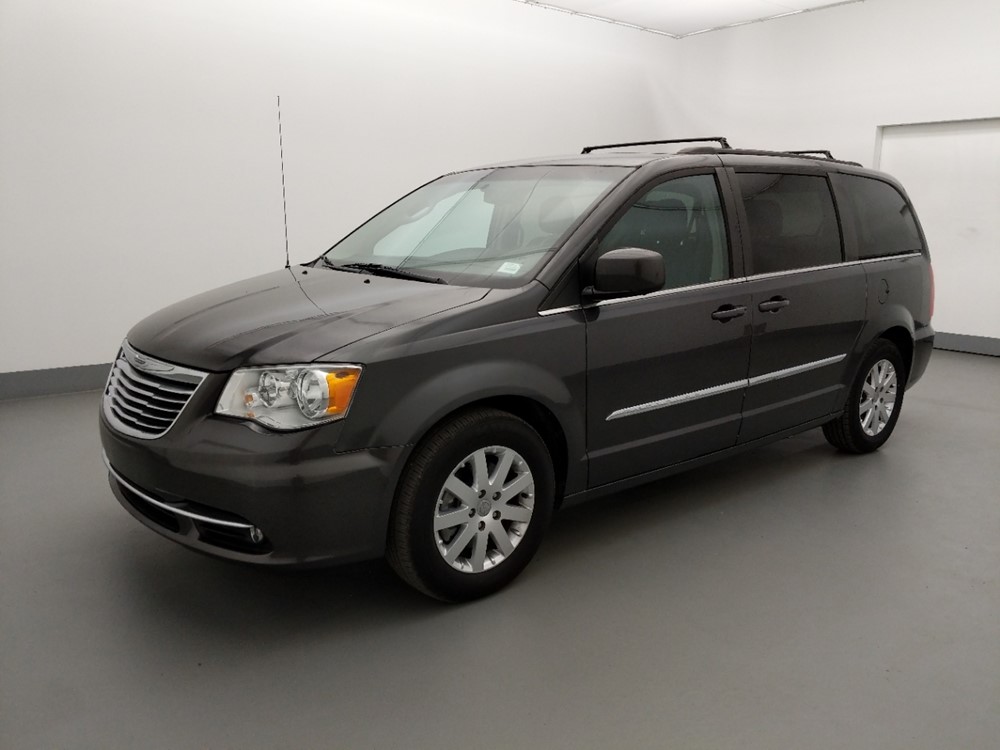 2016 Chrysler Town and Country - Driver Front Side