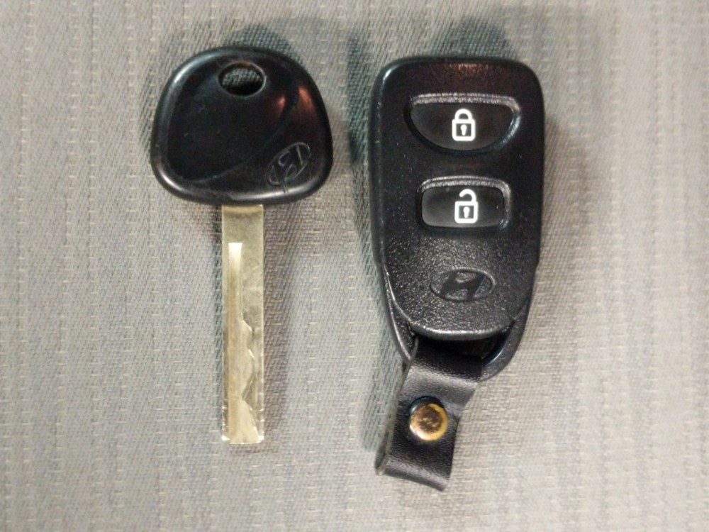 2017 Hyundai Accent - Keys