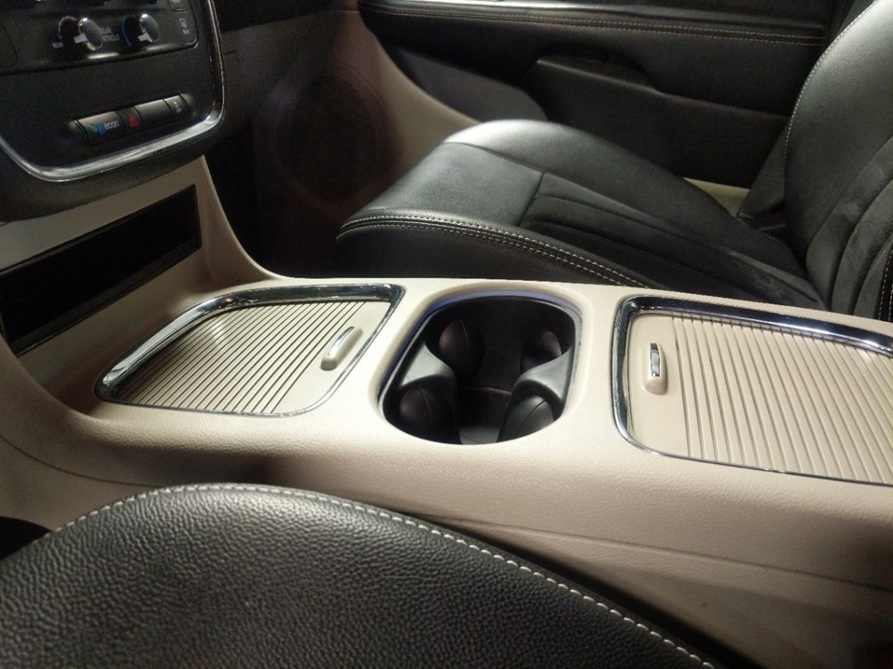 2017 Dodge Grand Caravan - Center Console/Cup Holders