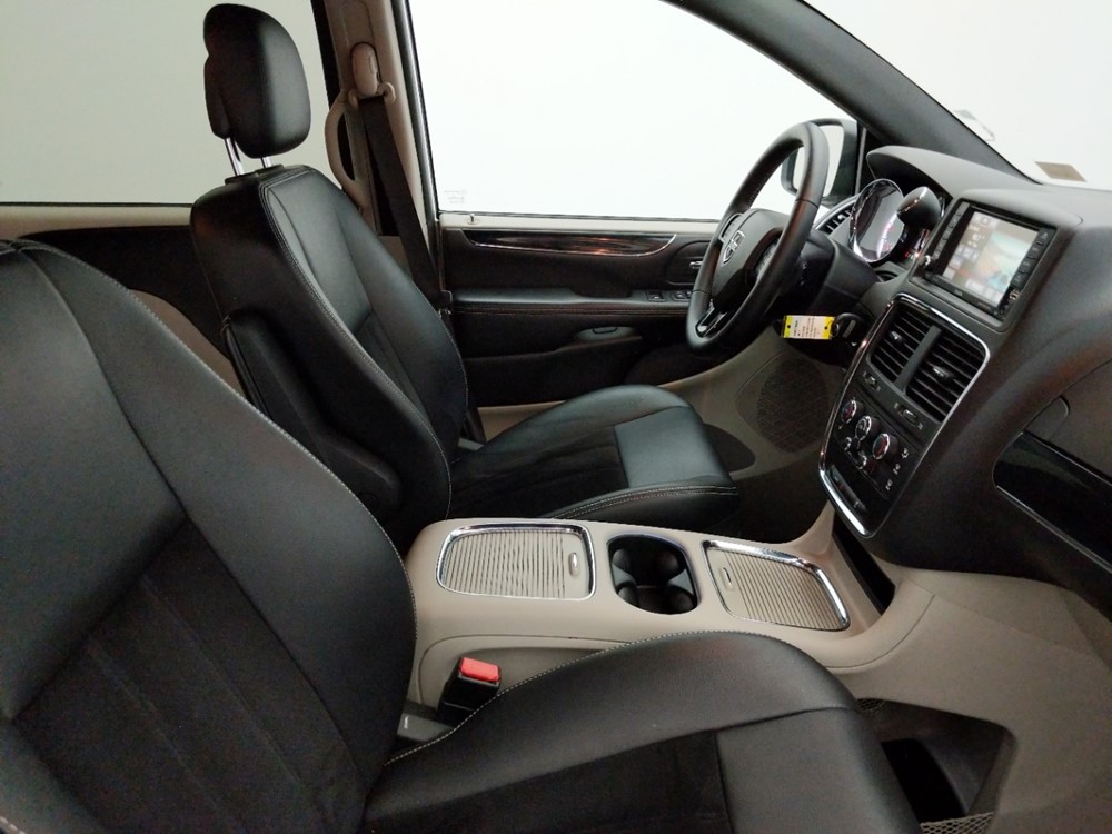 2017 Dodge Grand Caravan - Passenger Front Seat