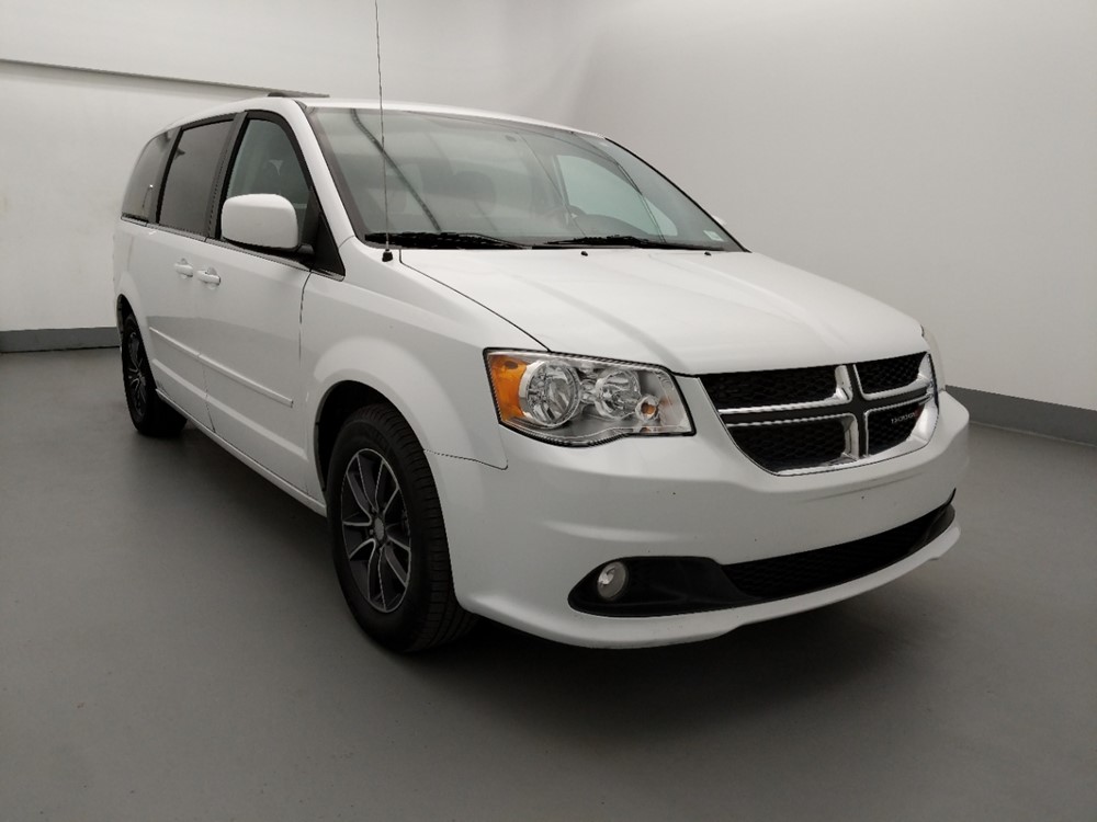 2017 Dodge Grand Caravan - Passenger Front Bumper