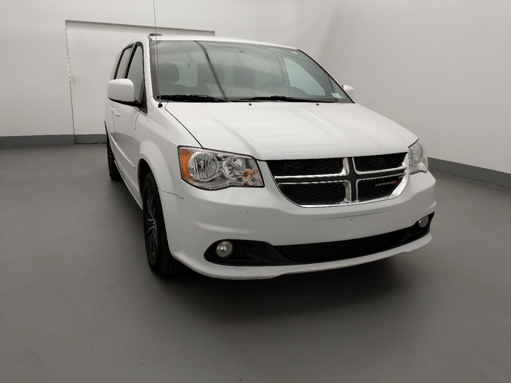 2017 Dodge Grand Caravan - Passenger Front Hood