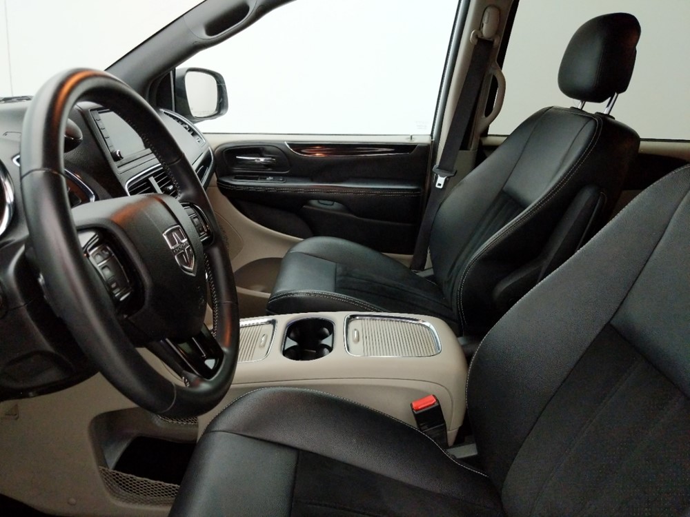 2017 Dodge Grand Caravan - Driver Front Seat