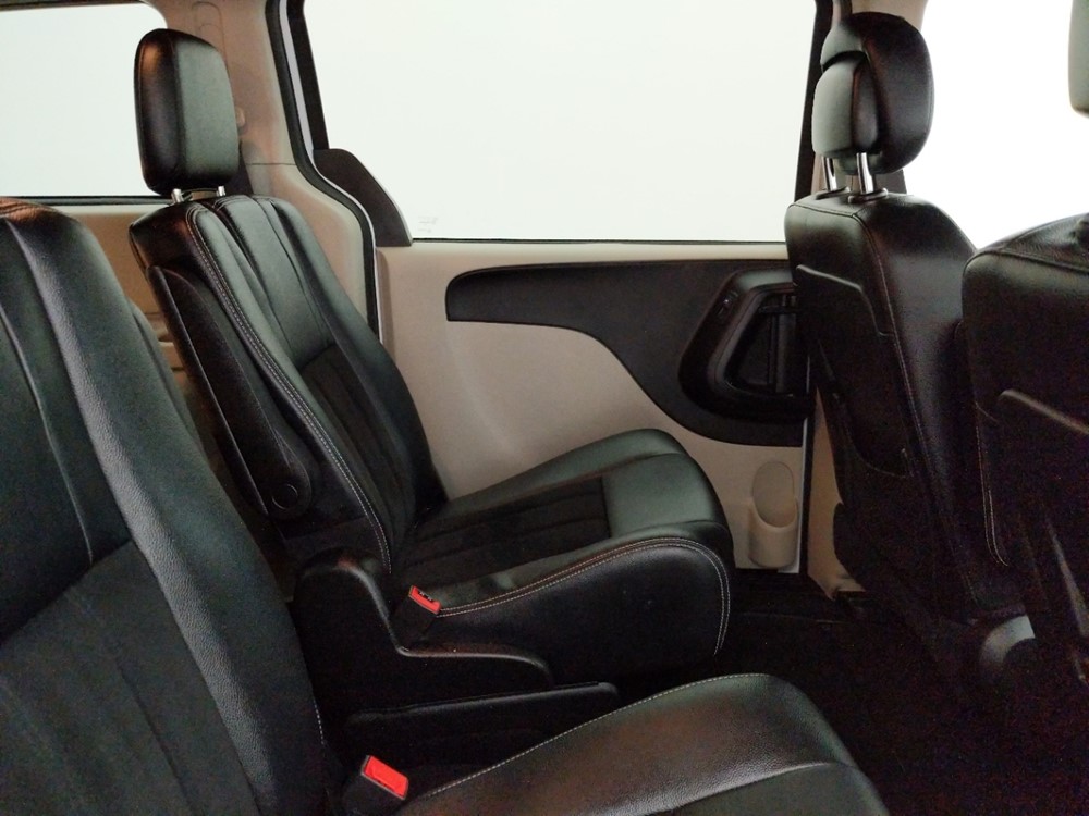 2017 Dodge Grand Caravan - Passenger Rear Seat