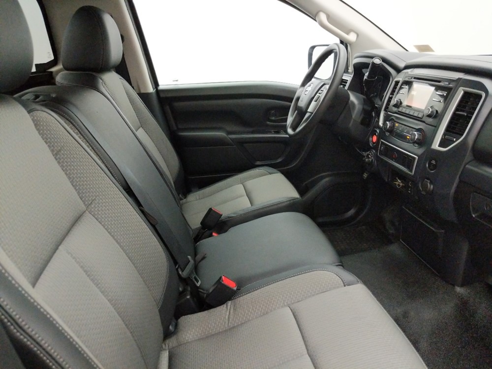 2017 Nissan TITAN Single Cab - Passenger Front Seat