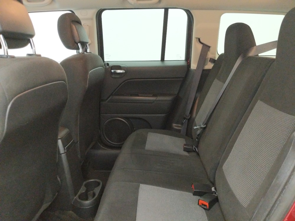 2017 Jeep Patriot - Driver Rear Seat