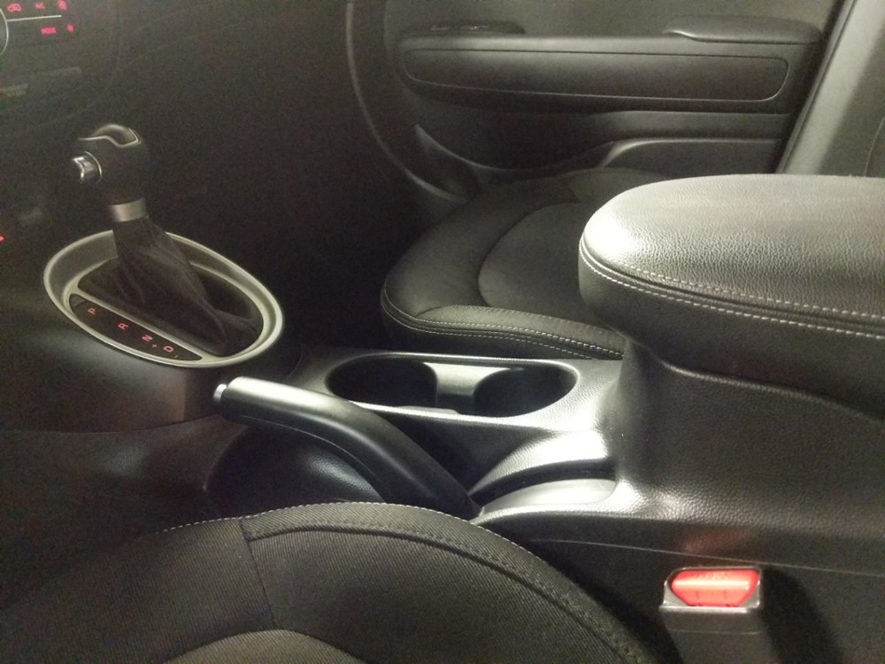 2017 Kia Soul - Center Console/Cup Holders