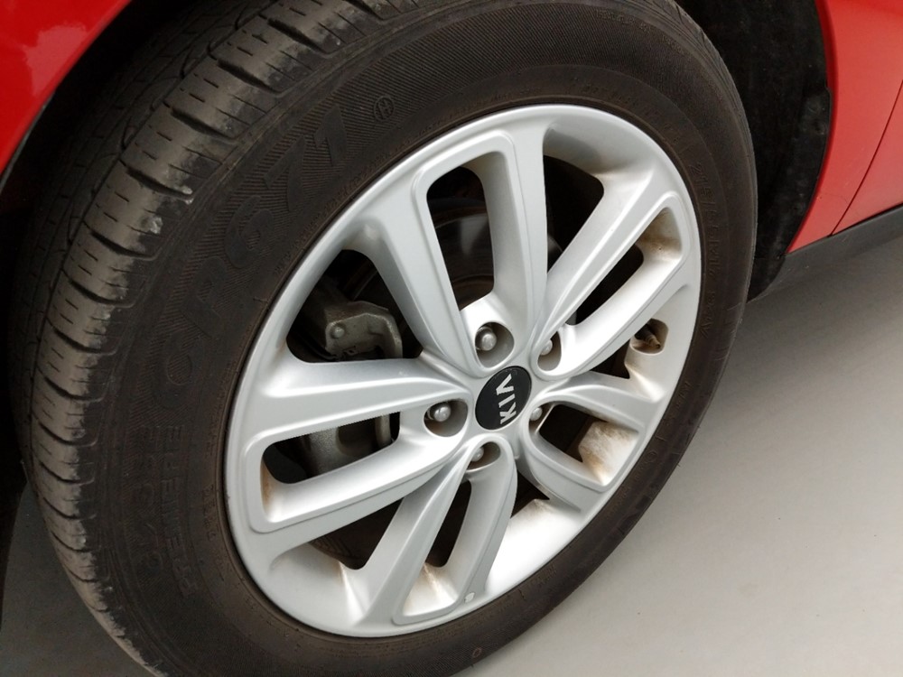 2017 Kia Soul - Wheel