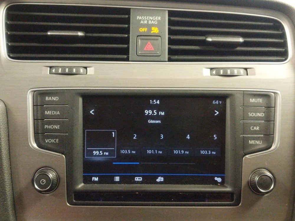 2017 Volkswagen Golf - Stereo Package