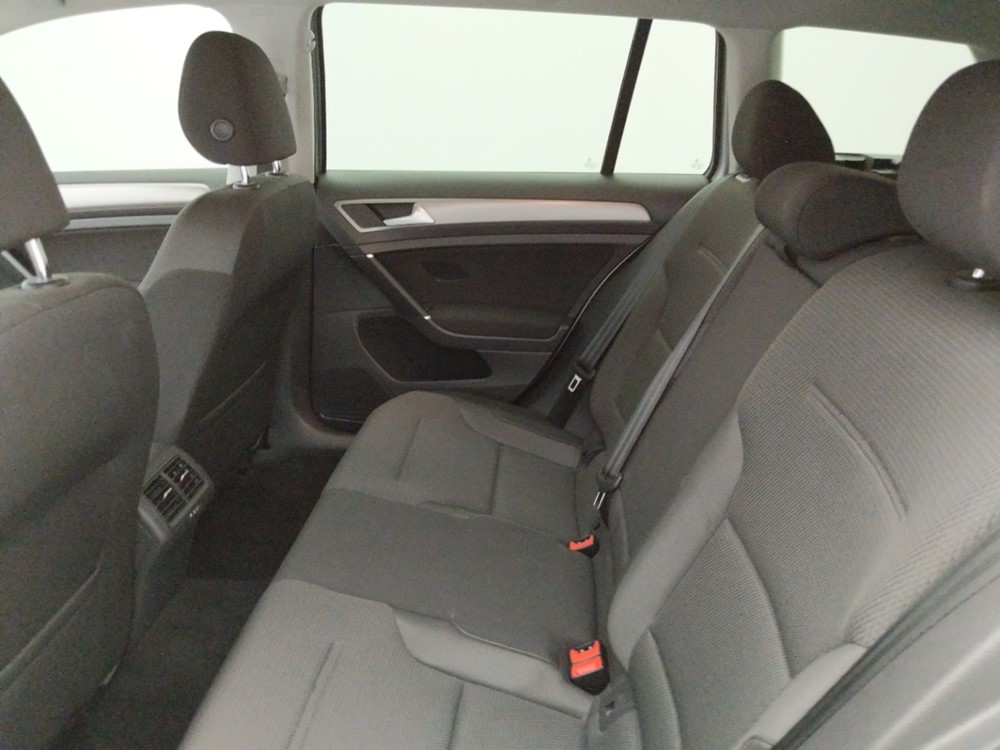 2017 Volkswagen Golf - Driver Rear Seat