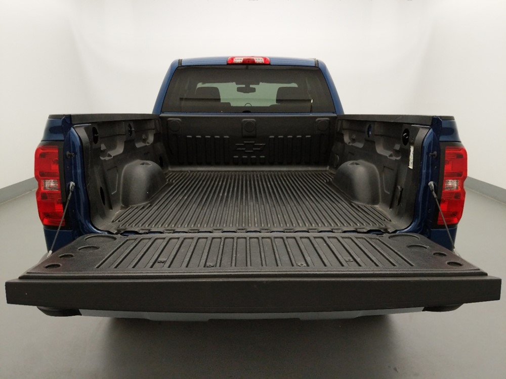 2016 Chevrolet Silverado 1500 - Trunk