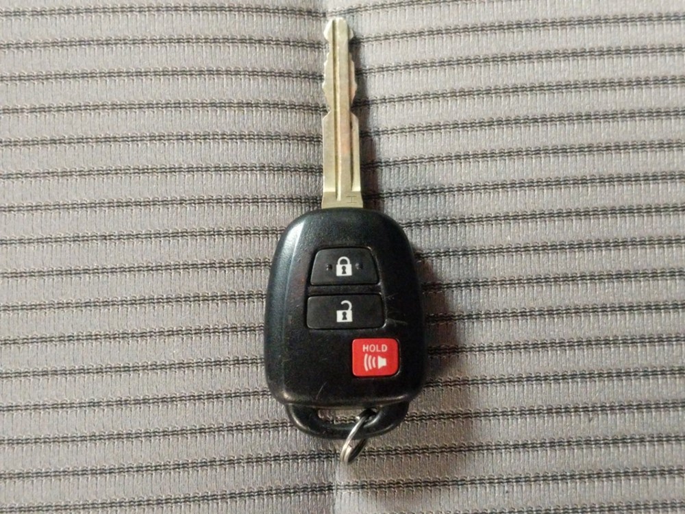 2013 Toyota RAV4 - Keys