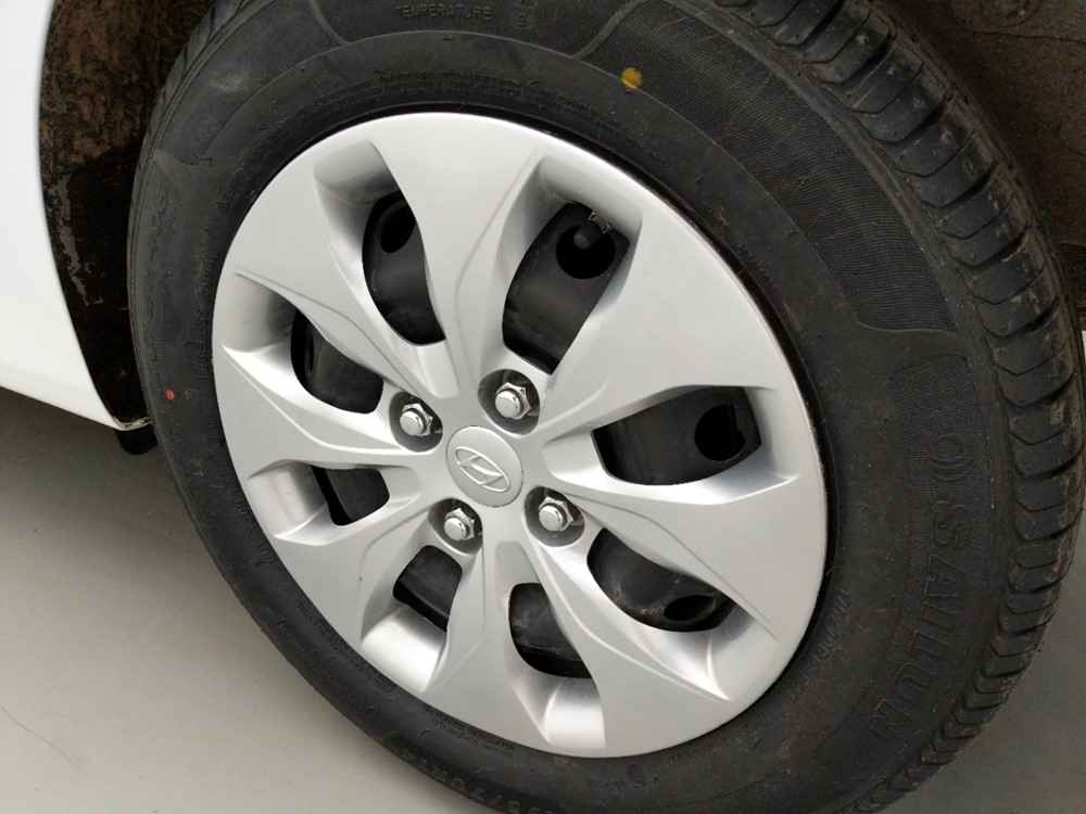 2017 Hyundai Accent - Wheel
