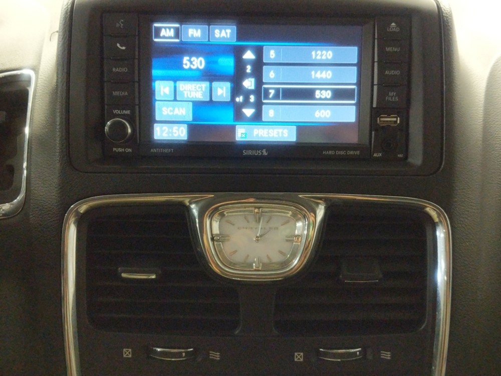 2014 Chrysler Town and Country - Stereo Package